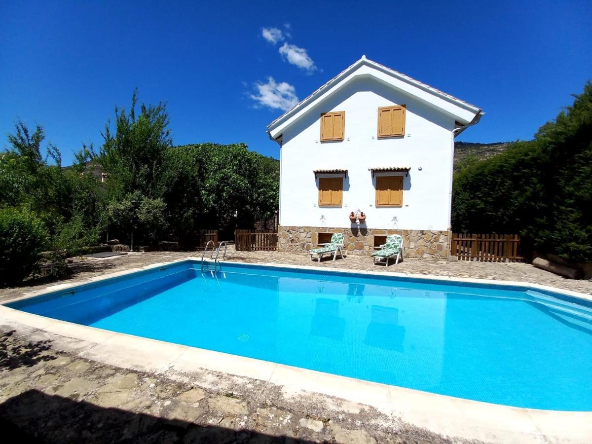 El Refugio De Goriz La Iruela Exterior foto