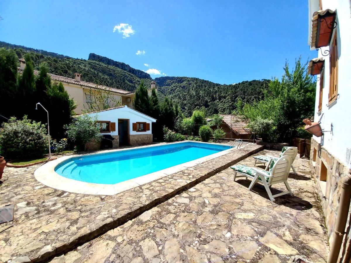 El Refugio De Goriz La Iruela Exterior foto